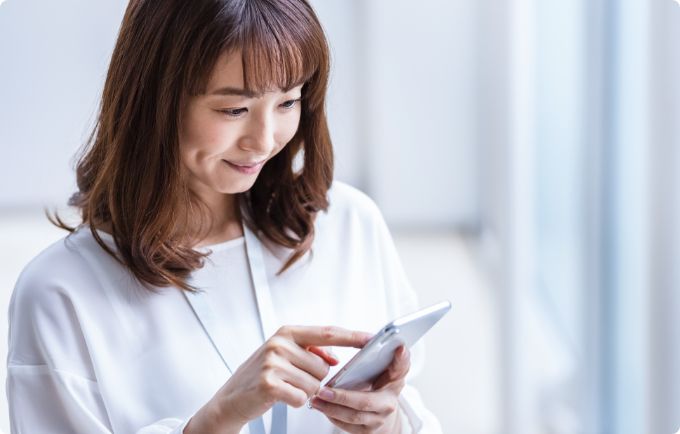 技術派遣業界初！全社員に社用スマートフォンを貸与！ イメージ写真