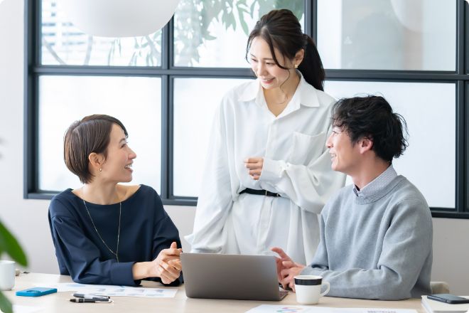 就業までの流れ 内定・入社イメージ写真